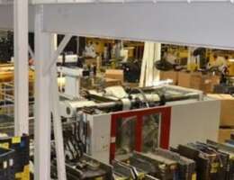 2011 1500 ton Cincinnati 365 oz. Injection Molding Machine