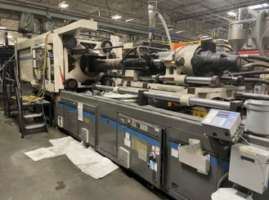 1994 600 ton Cincinnati VH600 76 oz. injection molding machine