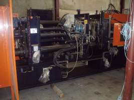 2005 250 ton Rutil Rubber Injection Molding Machine