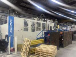 2016 Krauss Maffei 2200 Ton 542 oz. Injection Molding Machine