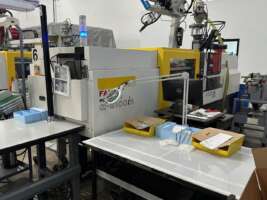 2021 138 ton Cincinnati Roboshot 3.4 oz. Electric Injection Molding Machine