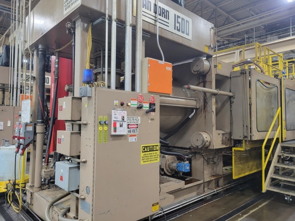 1991 1500 ton Van Dorn 260 oz. Wide Platen injection Molding Machine